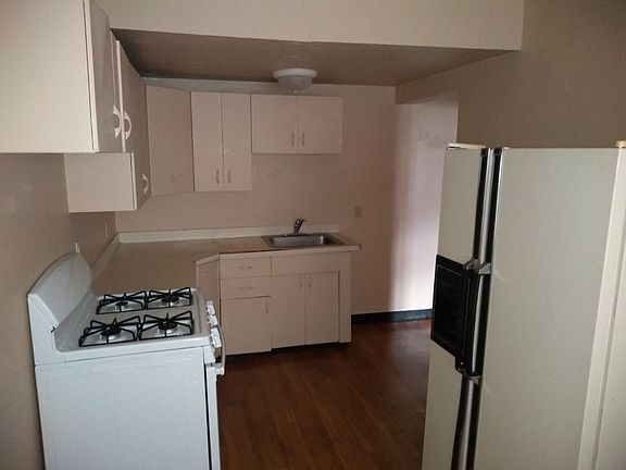 4th image of 506 Bear St #2