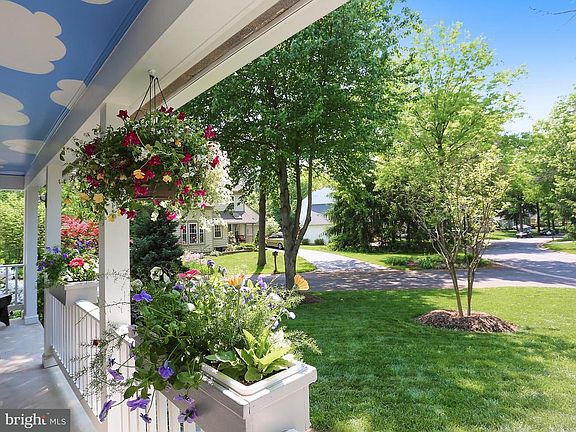 4th image of 9336 Vineyard Haven Dr