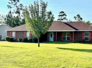 2100 Broadmoor Dr, Gautier, MS 39553