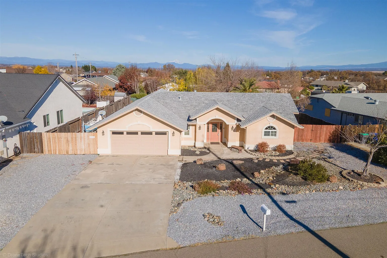 22140 Oak Run Pl photo 1