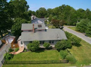 216 Cedar Ave, Islip, NY 11751