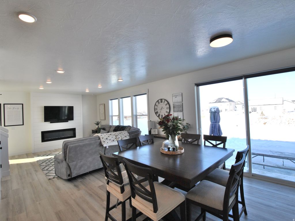 Apartment in Smithfield, Cache - View 6
