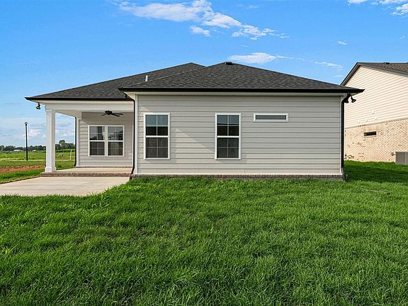 4th image of 2564 Mendenhall Way
