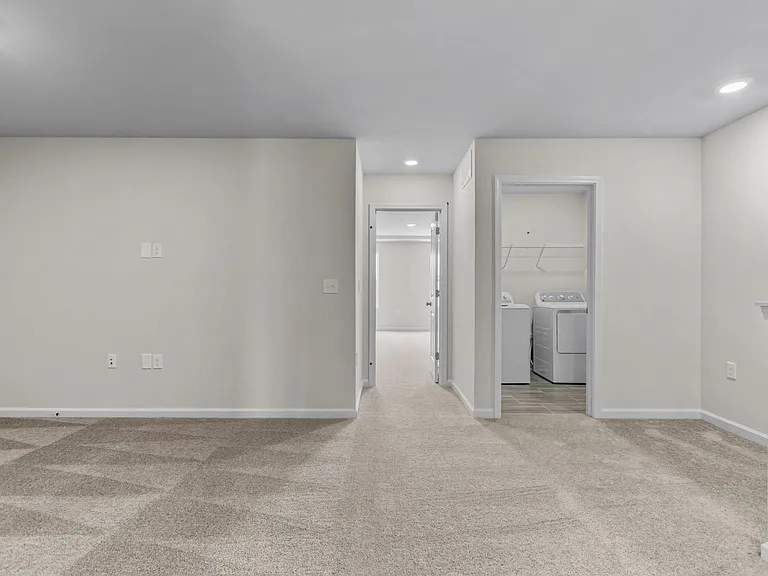 5104 Anamosa St — Photo 13