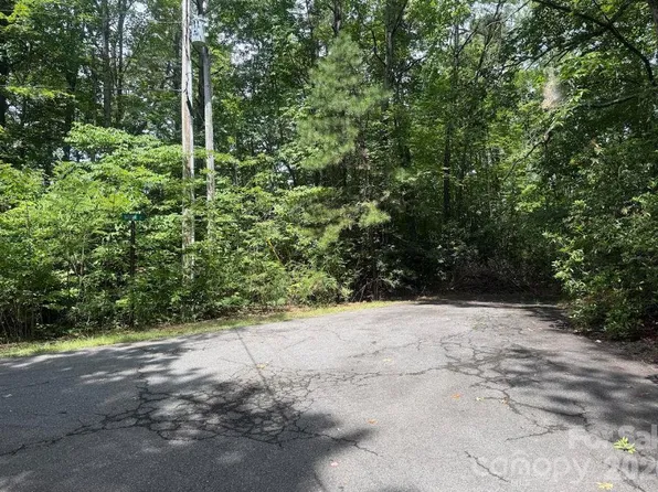 6 David Ct, Brevard, NC 28712