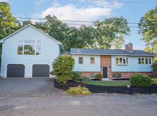 37 Grove St, Southwick, MA 01077