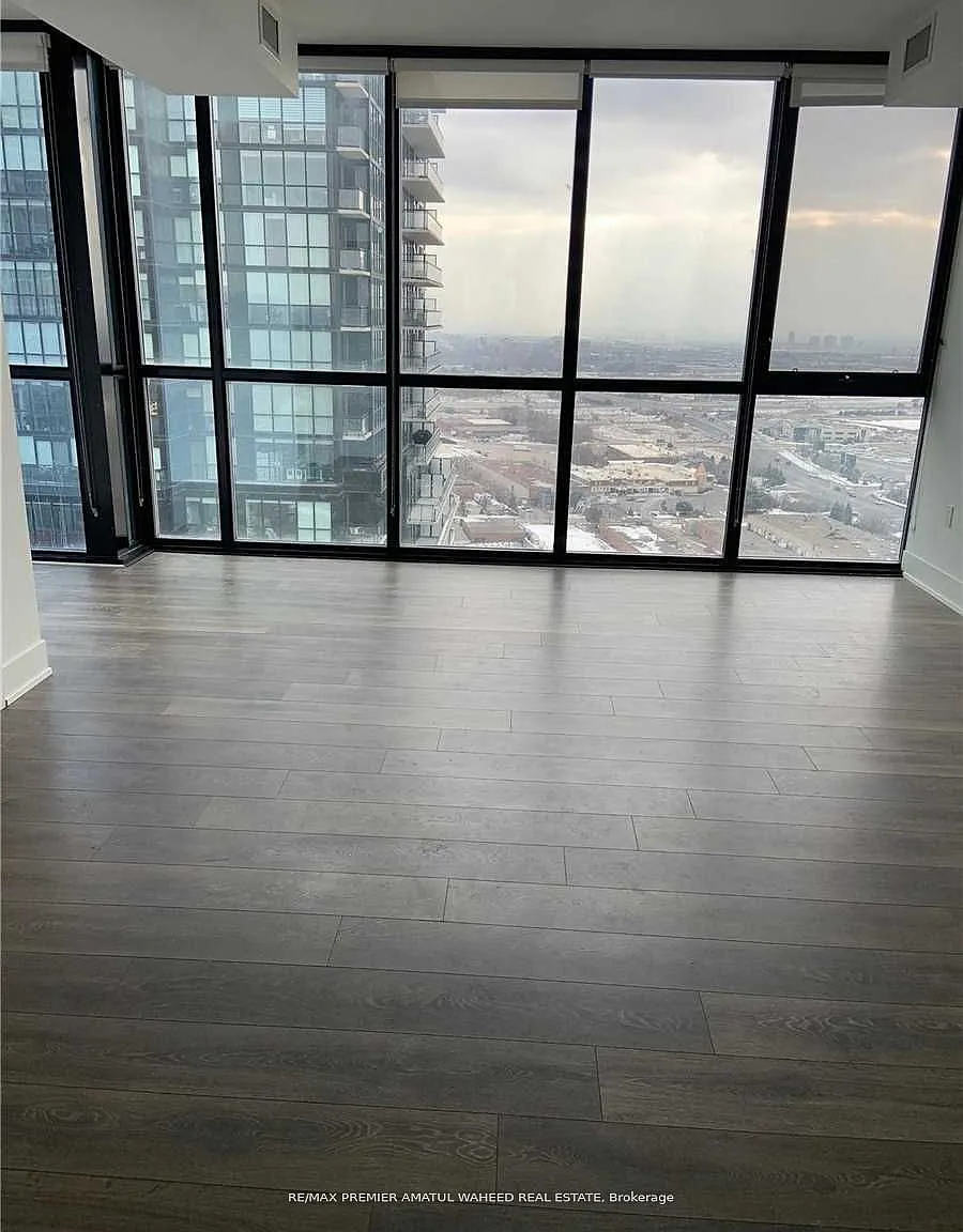 3 bed, $3,000 — Photo 3