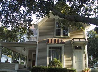 515 Oregon St, Dundee, IL 60118