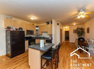 817 N Wood St APT 1, Chicago, IL 60622