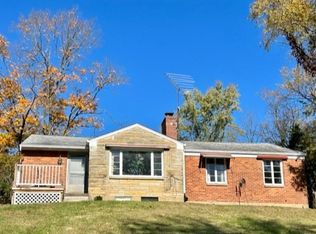 451 Johnston Rd, Bethel Park, PA 15102