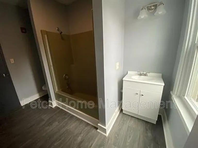 208 W Vine St #4 — Photo 11