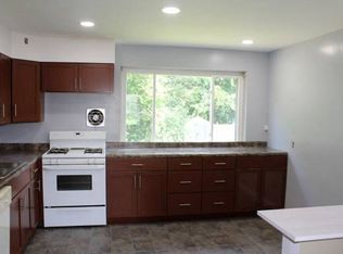 470 Sunland Dr, Cincinnati, OH 45238