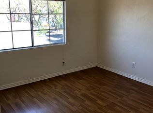 323 E 84th St, Los Angeles, CA 90003