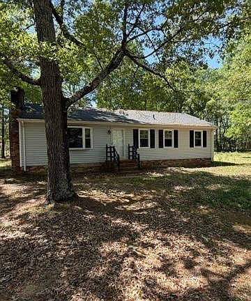 2nd image of 2597 Varney Rd