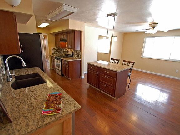 4th image of 3932 W Barrymore Ln