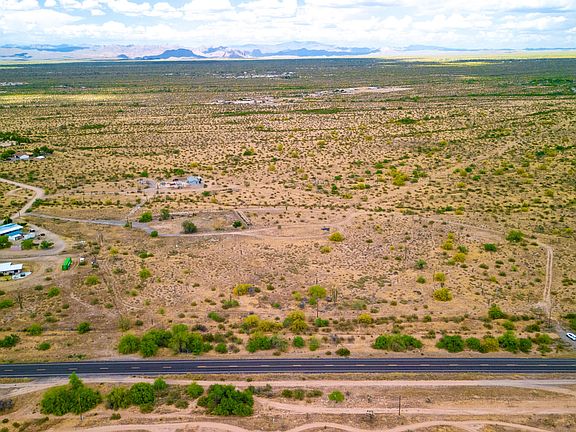2nd image of 9557 N HIGHWAY 79 -- #-