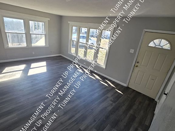 2nd image of 4306 Rozier Dr