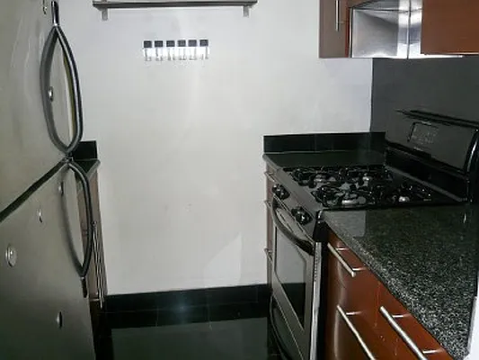 Rented by Regatta NY Realty | media 7