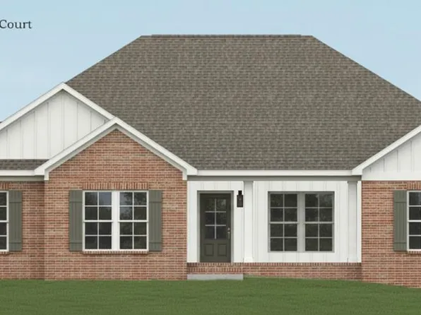 104 Clarksdale Ct, Dothan, AL 36305