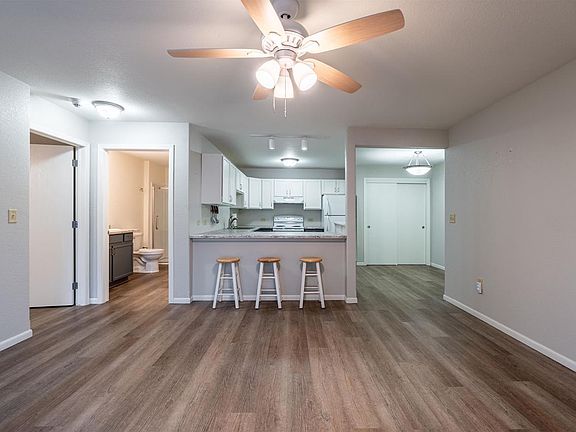 4th image of 7410 WHITESPIRE ROAD #5