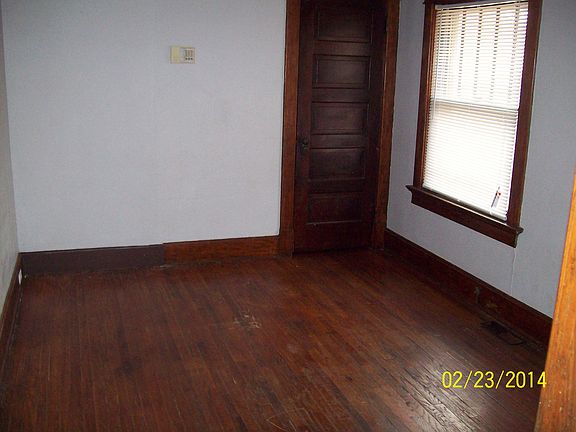 4th image of 3616 E 58th St