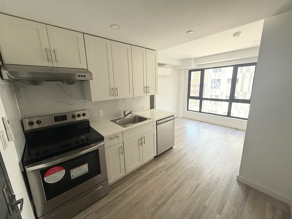 3515 146th St #4C