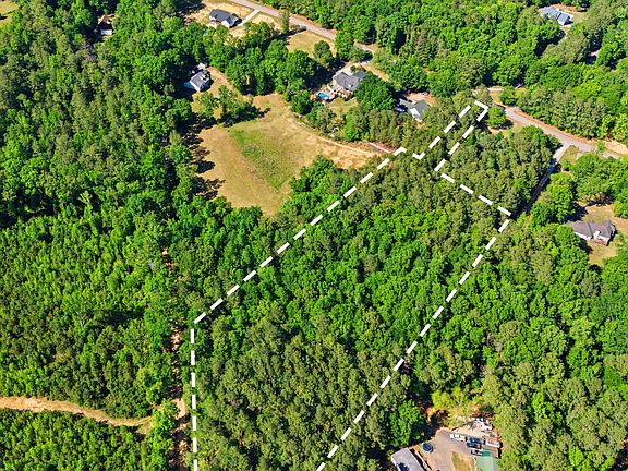 3rd image of 417 Sessions Rd