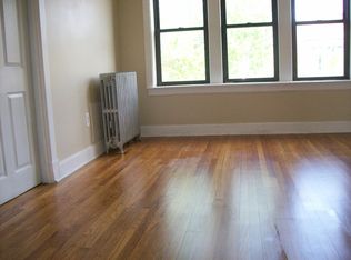 1511 W 82nd St #1, Chicago, IL 60620