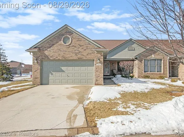 35413 Upmann Dr, Sterling Heights, MI 48310