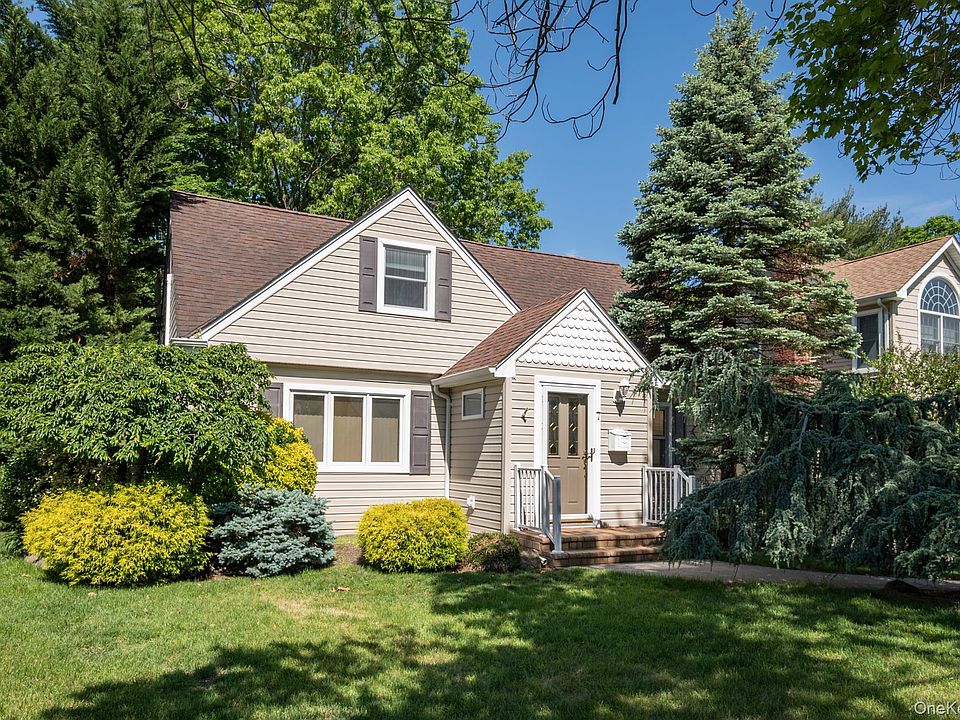 1st image of 7 Briarcliff Drive