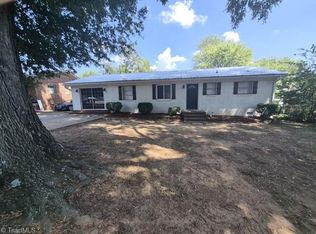 203 Pennington Ave, Lexington, NC 27292