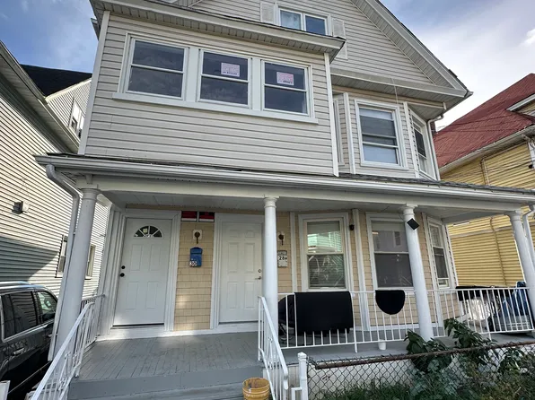 28-30 Washington Pl #2, Bridgeport, CT 06604