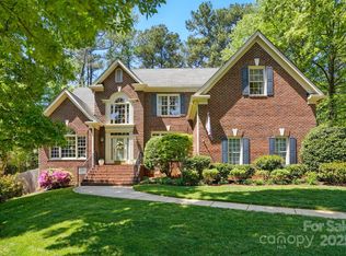 6009 Glen Manor Dr, Charlotte, NC 28269