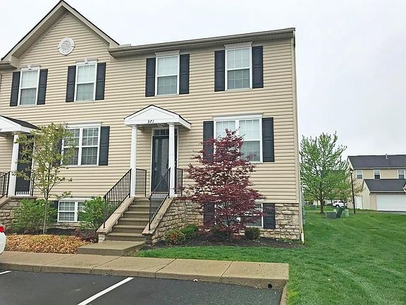 3rd image of 371 Oxford Oak Dr