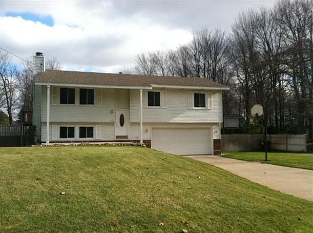 1st image of 255 Bay Haven Ave