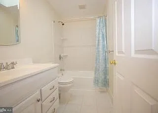 9408 52nd Ave #LOWERLEVEL — Photo 2