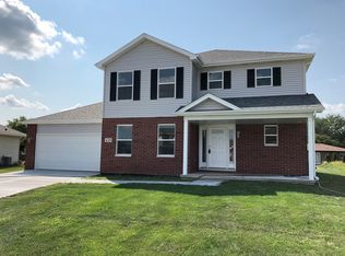 435 E Bethel Dr, Bourbonnais, IL 60914