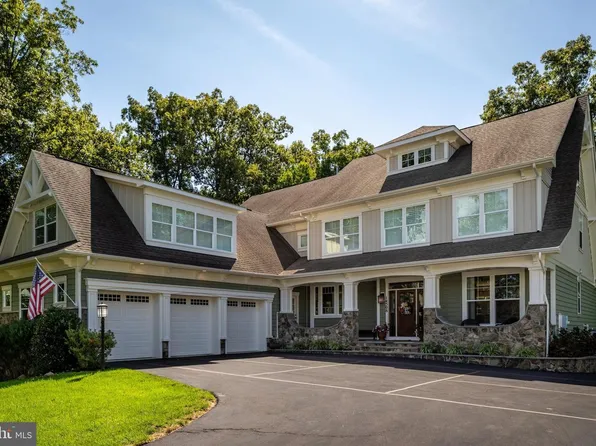 14508 Moss Ledge Ct, Gainesville, VA 20155