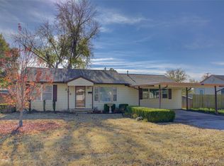 208 E Beaver St, Jenks, OK 74037