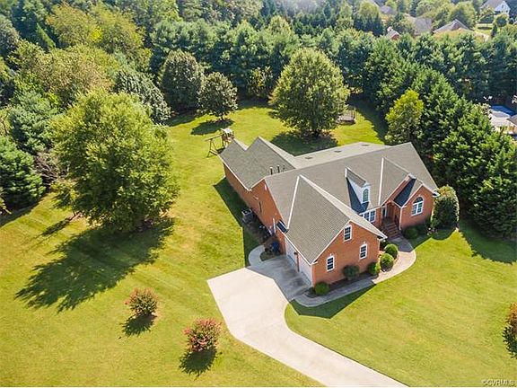 2nd image of 7219 Shelton Pl