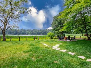 250 Valley Rd, Cashiers, NC 28717