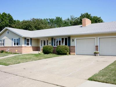 1929 Catherine Dr, Bismarck, ND, 58501
