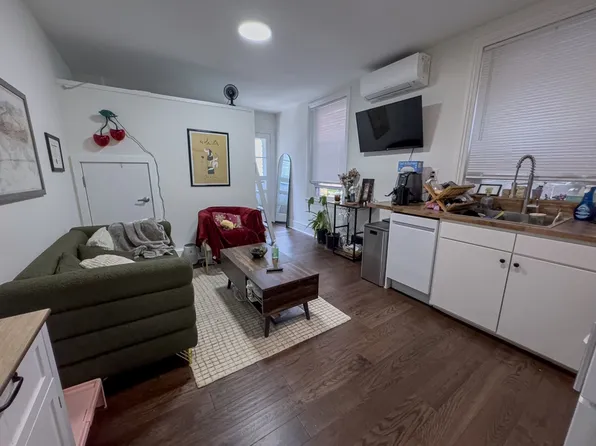 1832-34 Callowhill St #B, Philadelphia, PA 19130