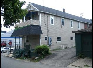 831 Wood St, California, PA 15419