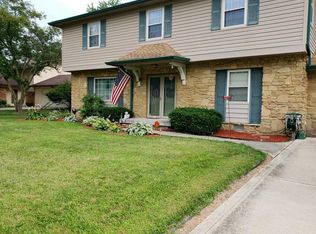 815 Knollwood Dr, Greenwood, IN 46142