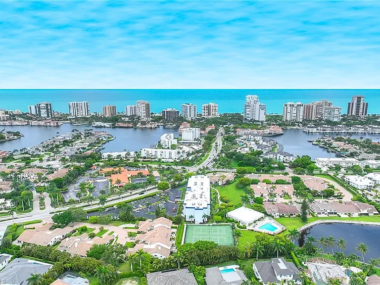 571 Park Shore Dr #G-6 — Photo 4