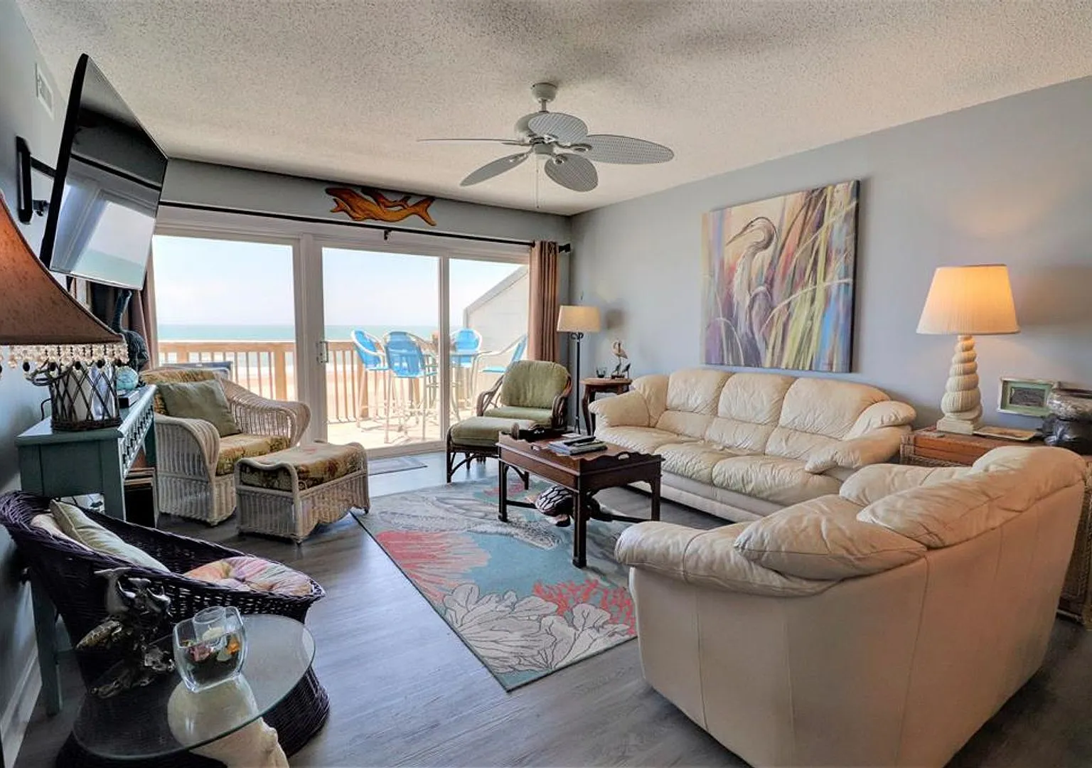 Oceanfront Off Season Rental — Photo 3
