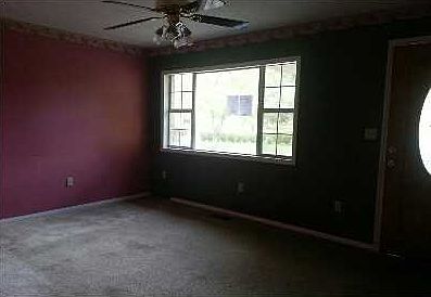 2nd image of 25 Oak Dr