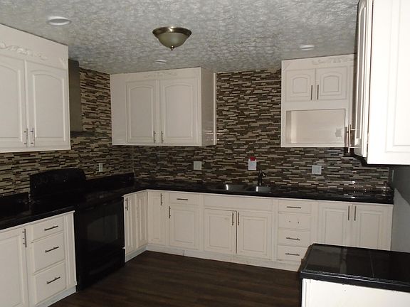 4th image of 546 Emmit Ave