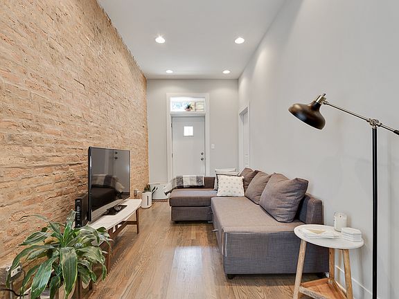 4th image of 2354 N Elston Ct #2FMFF
